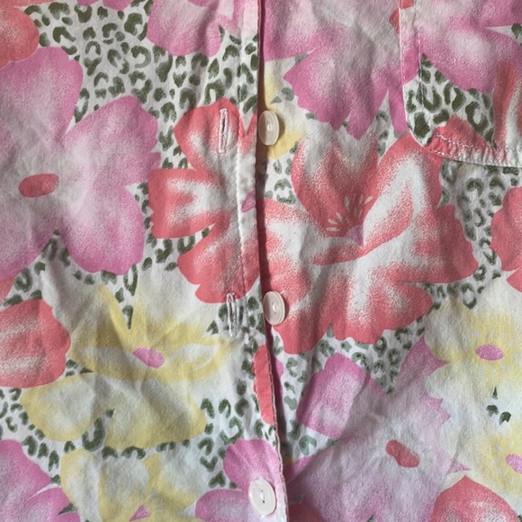 Vintage Classic Elements pink and yellow floral short sleeve button blouse - Picture 2 of 8
